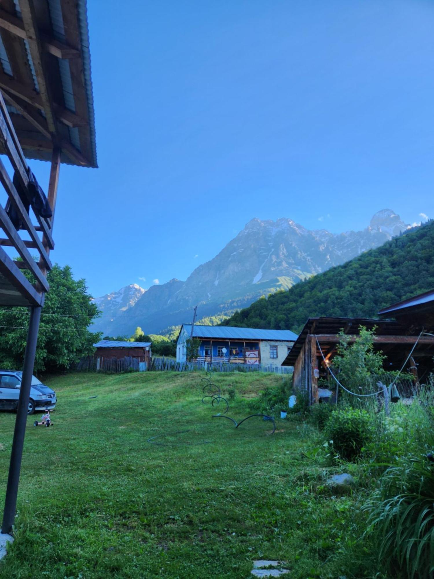 Iason Guest House In Mazeri Mestia Kültér fotó